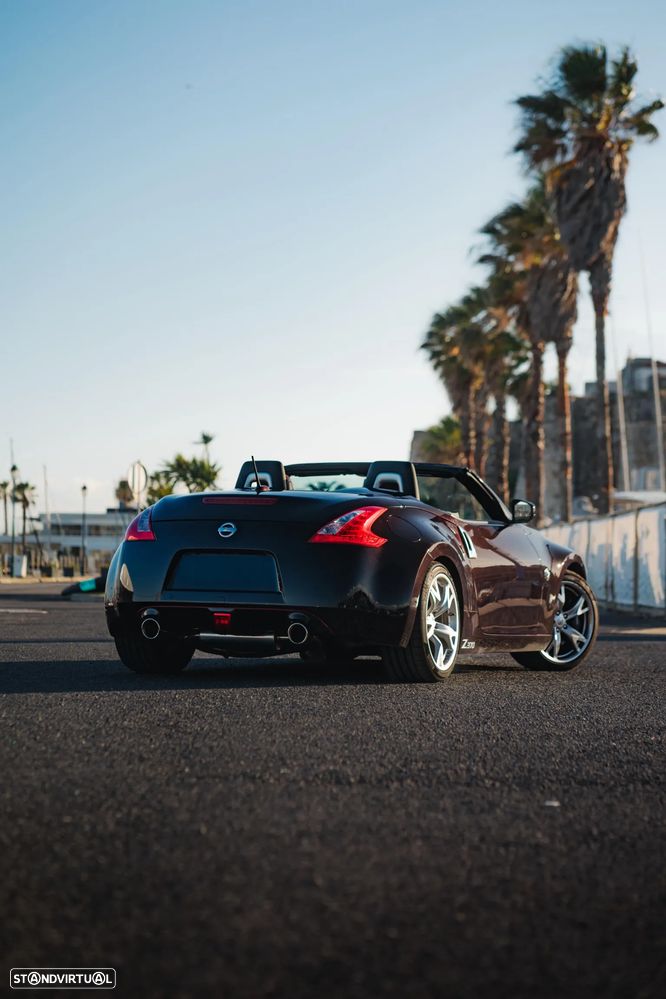 Nissan 370 Z Pack NAV+JA19+AS AT - 4