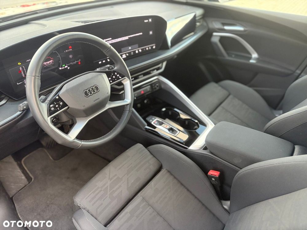 Audi Q5 Sportback - 16