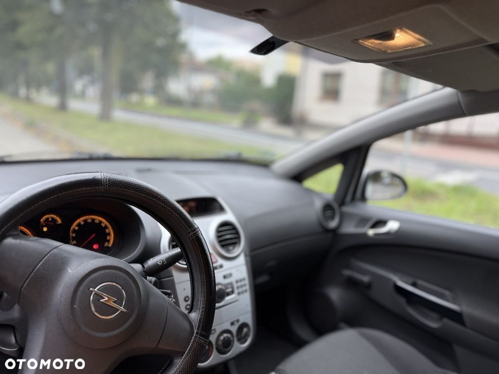 Opel Corsa 1.2 16V Enjoy - 3
