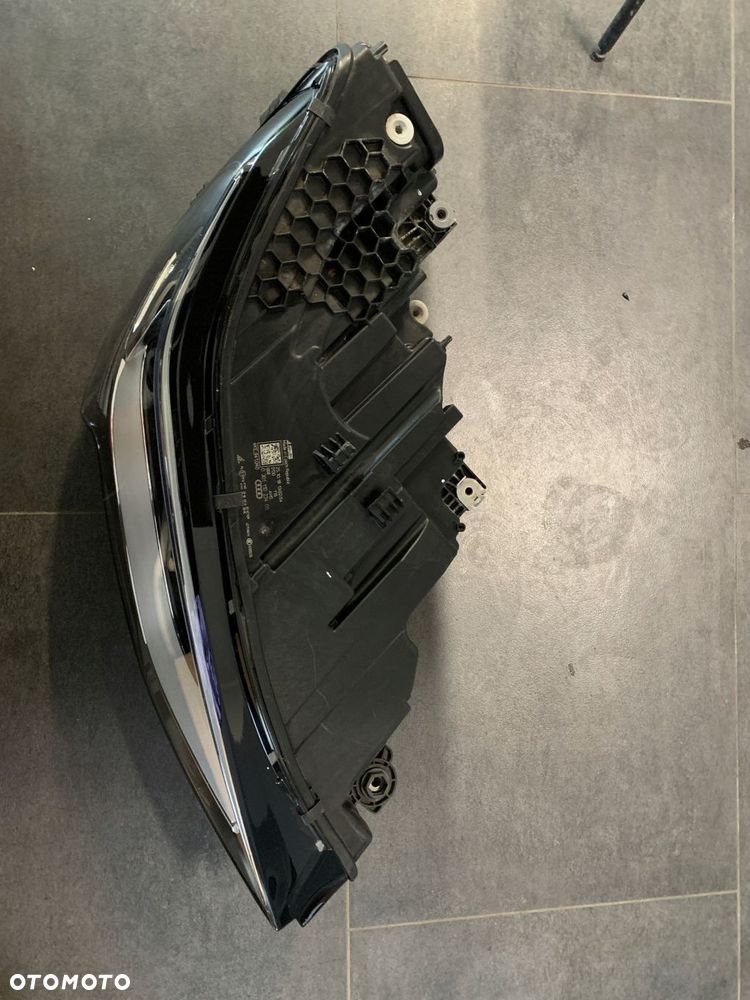 lampa prawa audi etron e-tron 4ke - 4