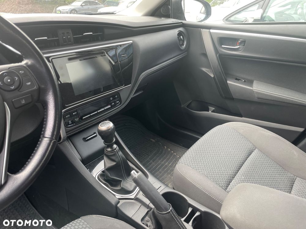 Toyota Corolla 1.6 Active - 8