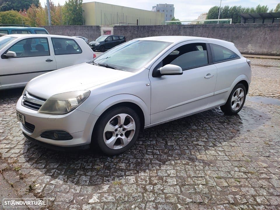 Opel Astra GTC 1.3 CDTI - 3