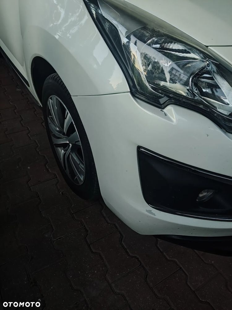 Peugeot 3008 1.6 THP Style - 21