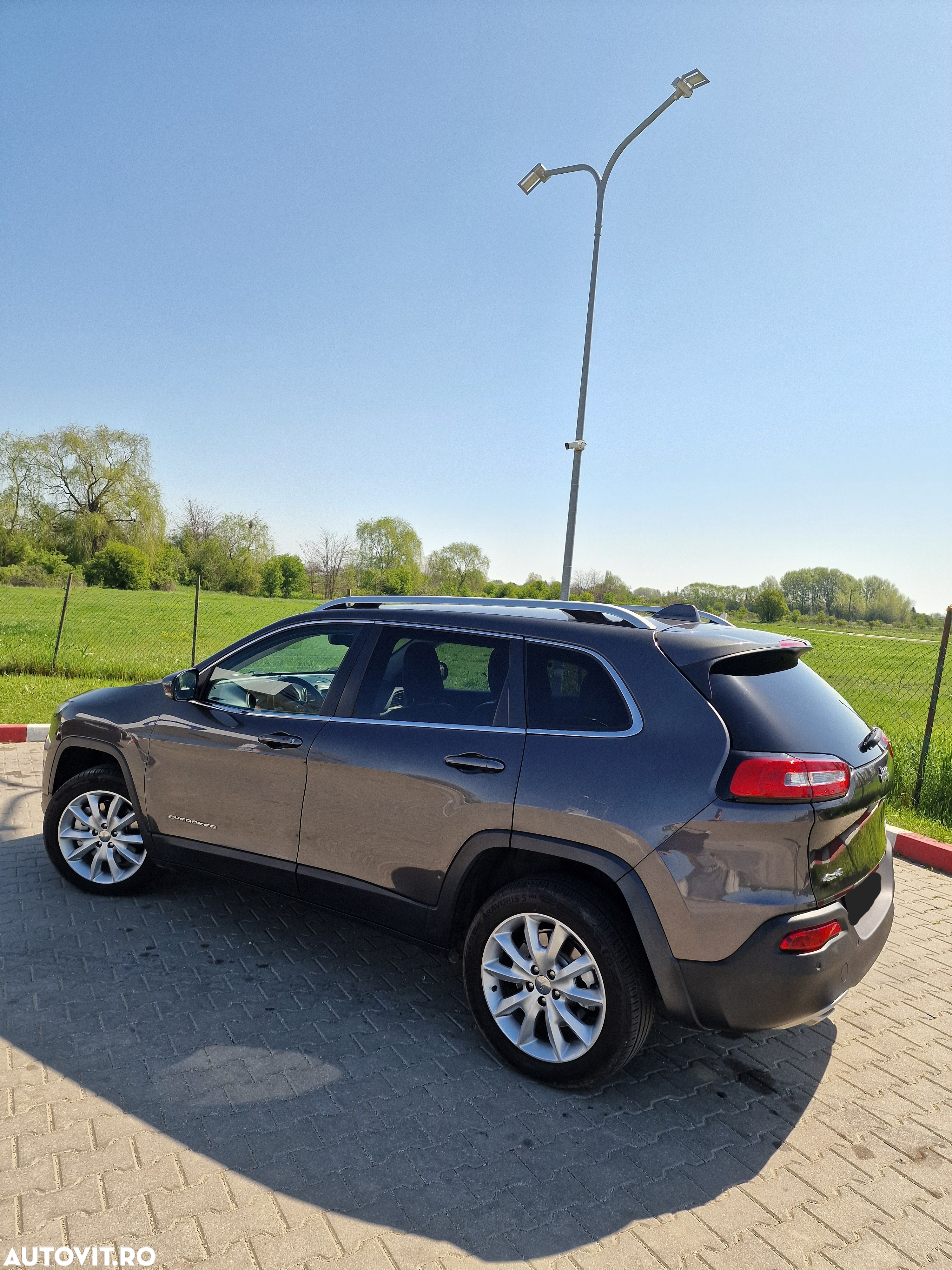 Jeep Cherokee 2.0 Mjet 4x4 AT Limited - 3