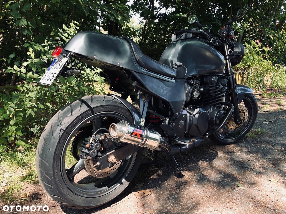 Kawasaki ZR - 11
