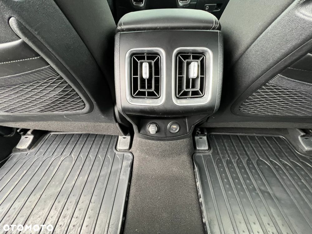 Kia Sorento 1.6 T-GDI HEV M 4WD 7os - 25