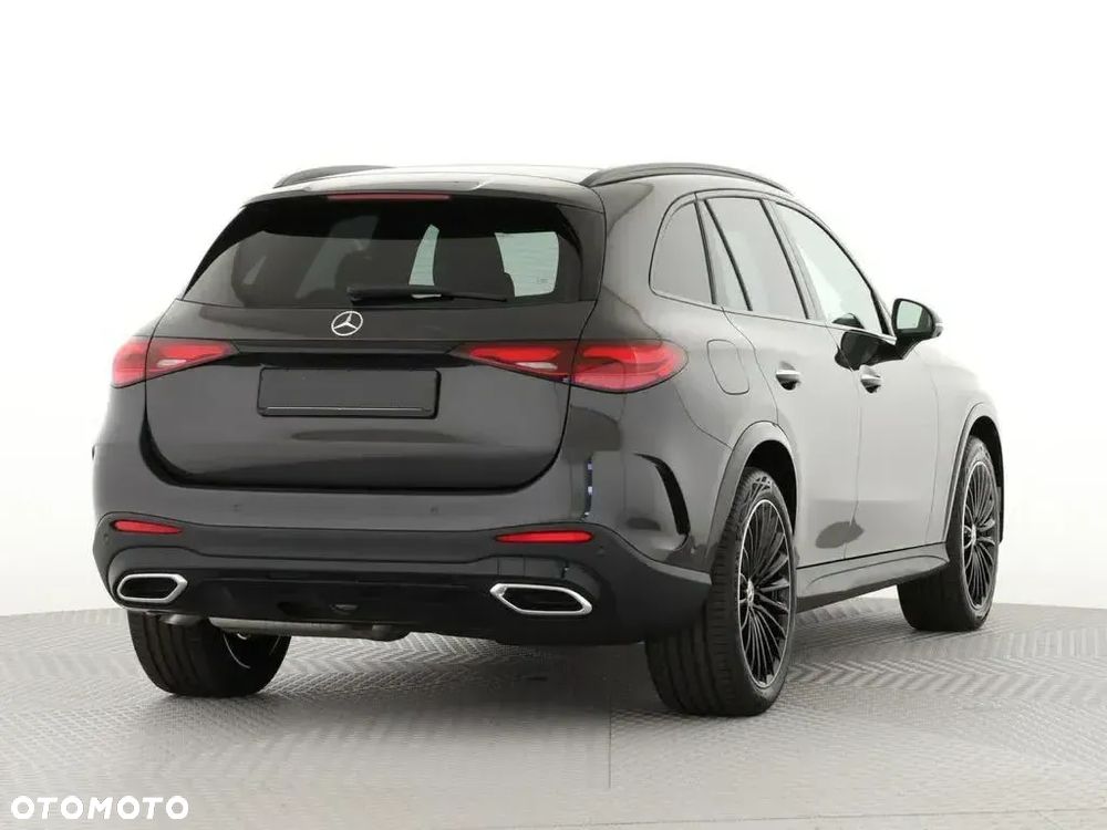 Mercedes-Benz GLC - 9