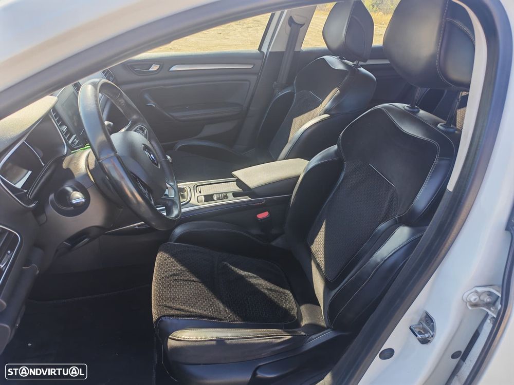 Renault Mégane 1.5 dCi Intens - 27