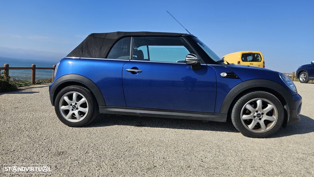 MINI Cabrio Cooper D - 14