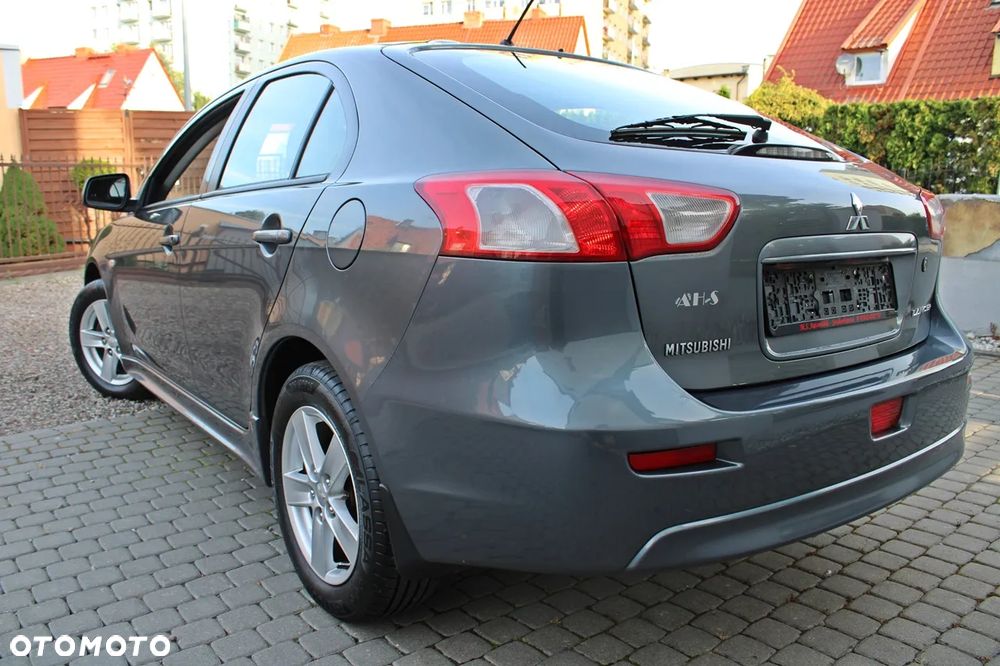 Mitsubishi Lancer 1.8 Intense - 6