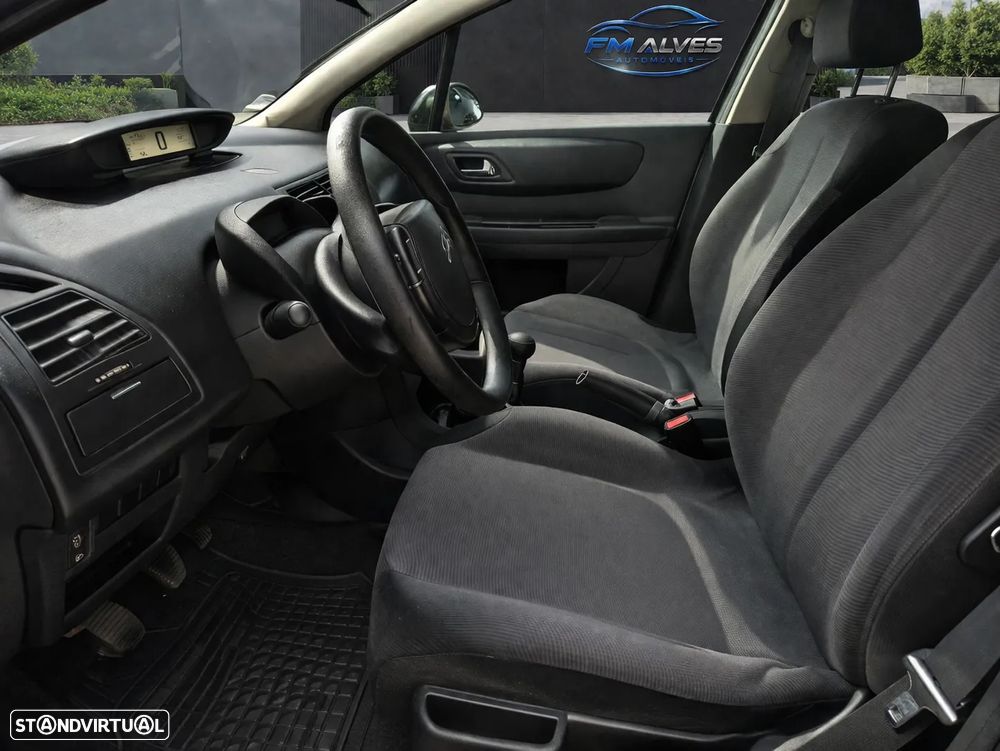 Citroën C4 1.4 16V SX - 10