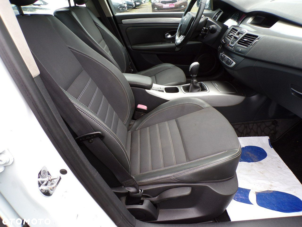 Renault Laguna - 26