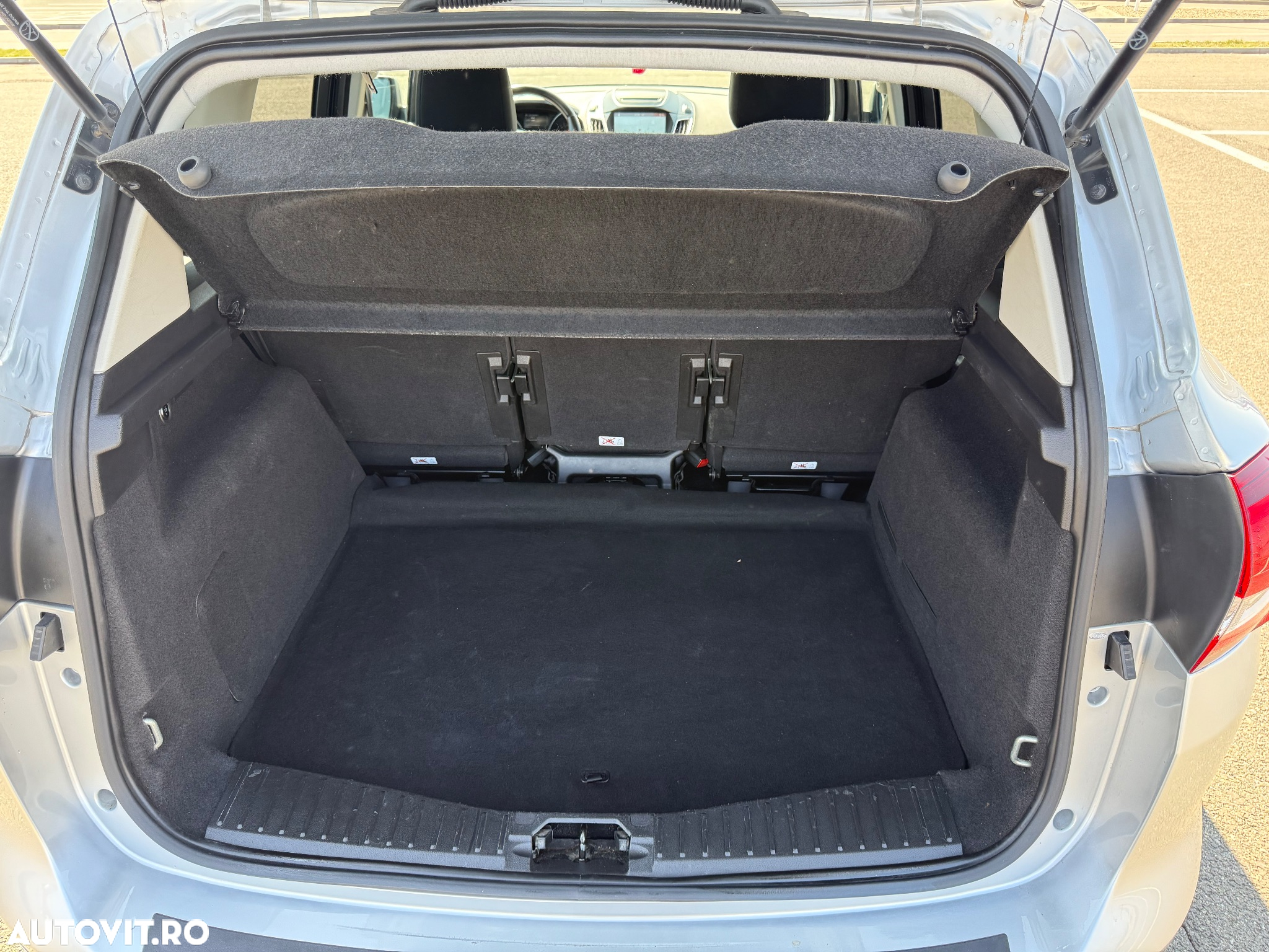 Ford C-Max 1.5 TDCi Start-Stop-System Business Edition - 31