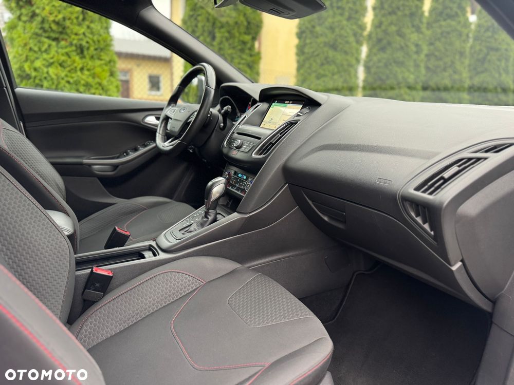Ford Focus 1.0 EcoBoost ST-Line ASS PowerShift - 6