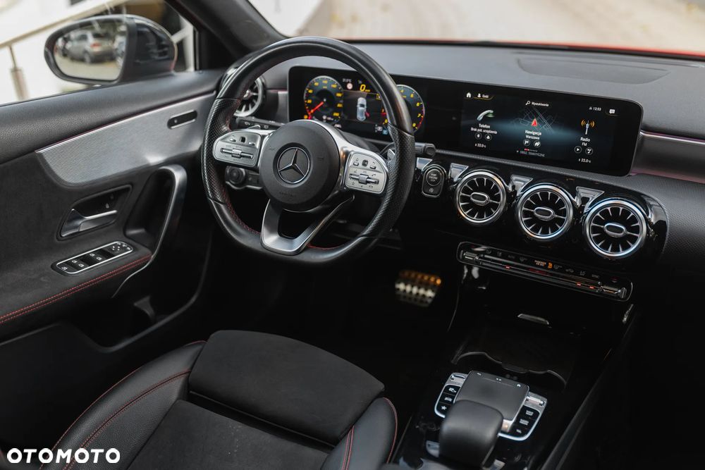 Mercedes-Benz Klasa A 200 AMG Line 7G-DCT - 19
