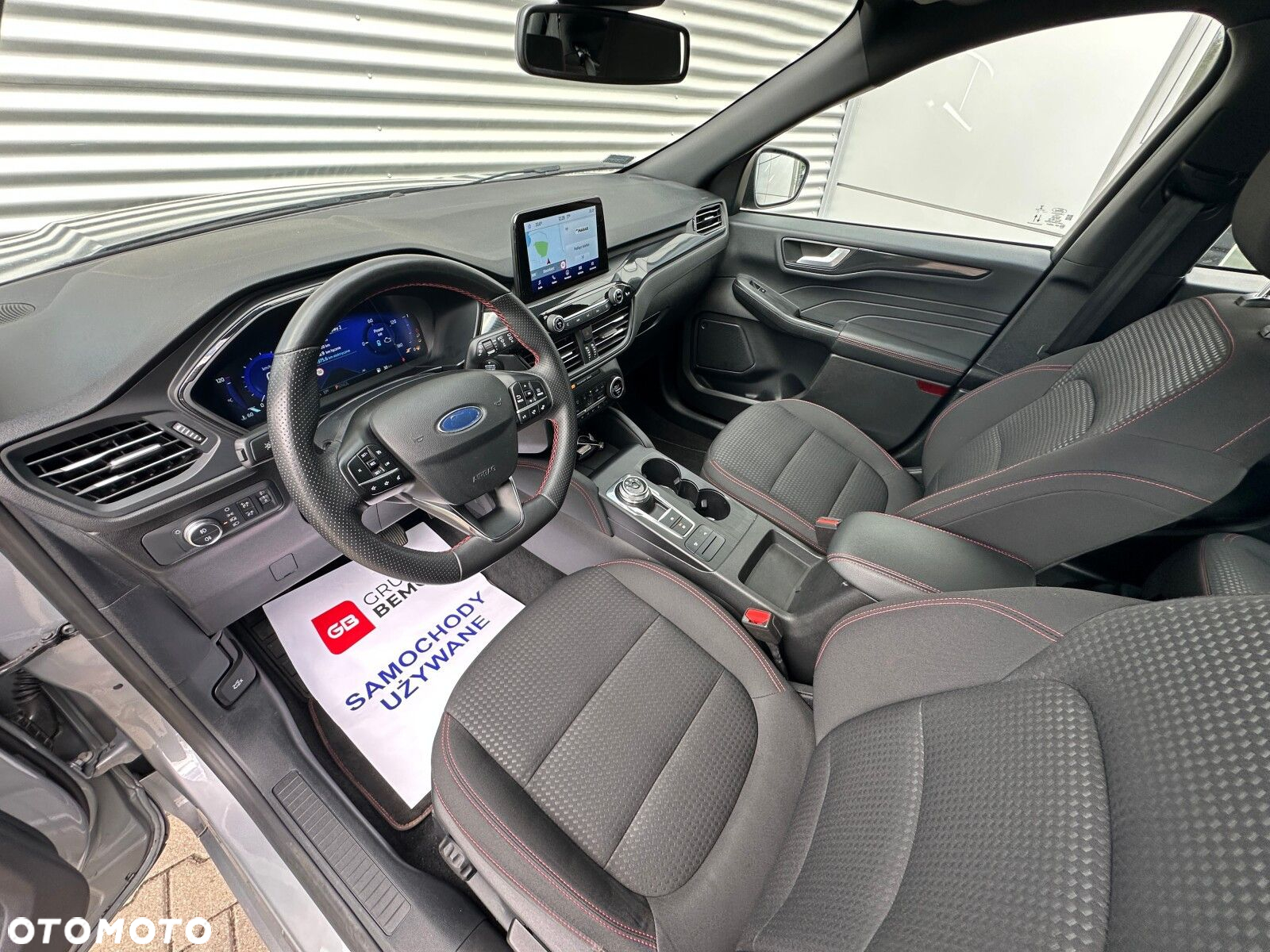 Ford Kuga 2.5 FHEV FWD ST-Line - 13