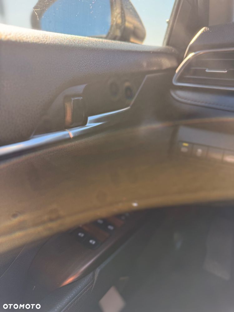 Toyota Camry 2.5 Hybrid Dynamic Force Executive e-CVT - 17