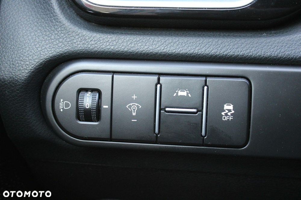 Kia Ceed 1.4 T-GDI L Business Line - 26