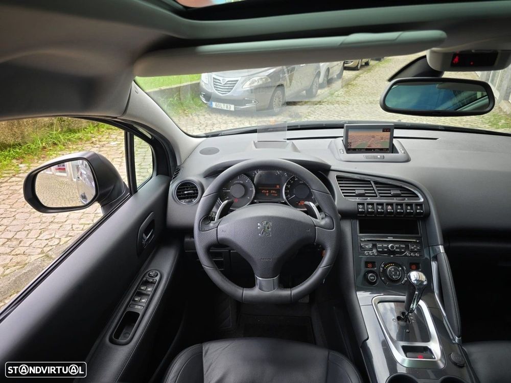 Peugeot 3008 1.6 e-HDi Executive CMP6 - 20