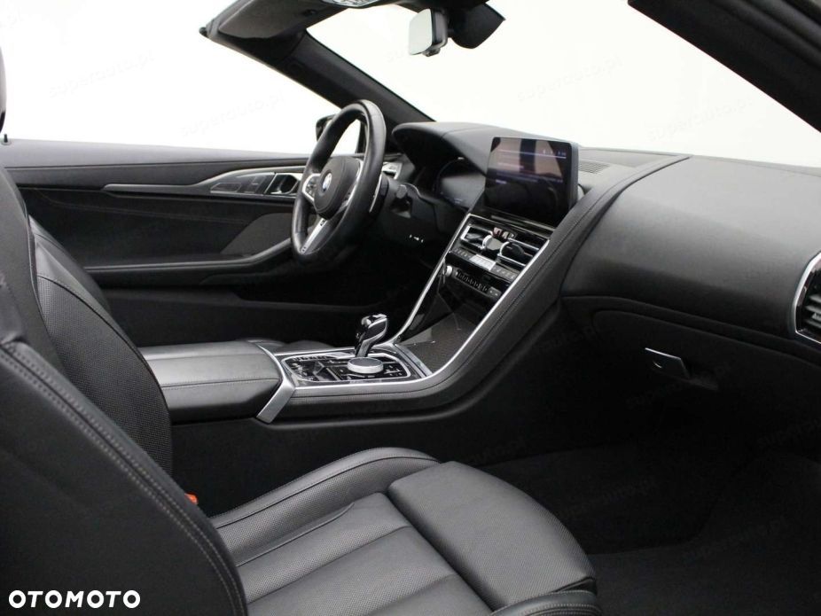BMW Seria 8 840i xDrive - 11