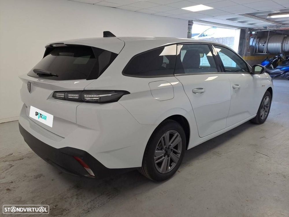 Peugeot 308 1.2 Hybrid Style e-DCS6 - 4