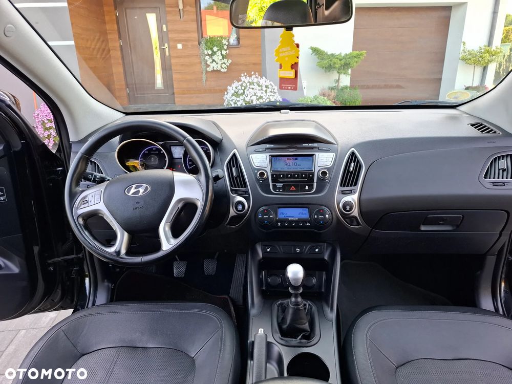 Hyundai ix35 - 24