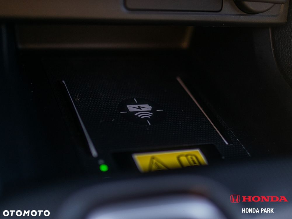 Honda Civic 2.0 i-MMD Advance BSI CVT - 25
