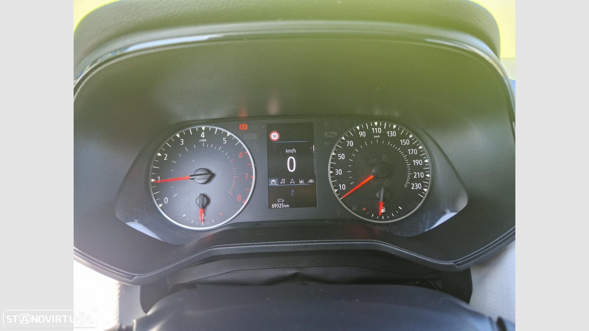 Renault Clio 1.0 TCe Limited Bi-Fuel - 12