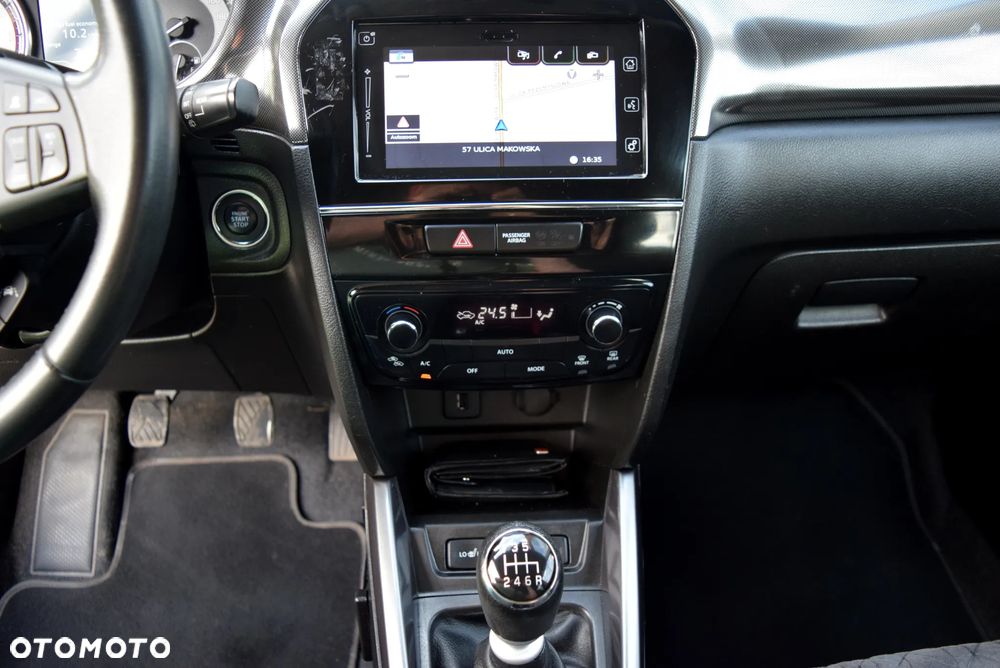 Suzuki Vitara - 23