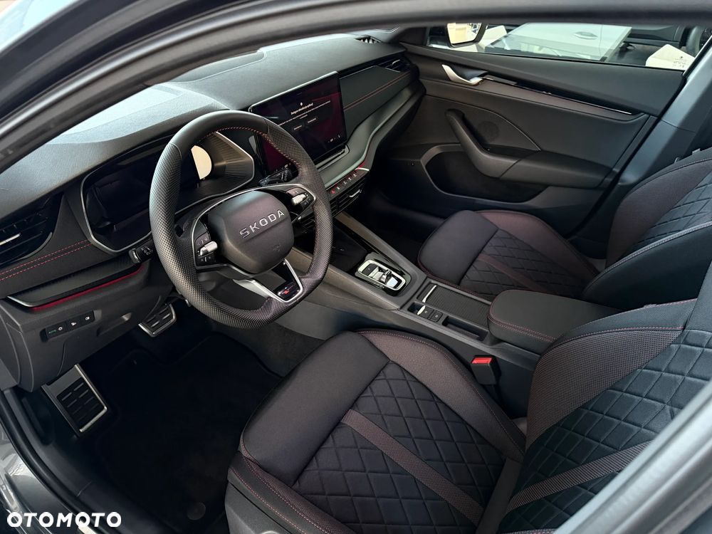 Skoda Octavia 2.0 TSI RS DSG - 18