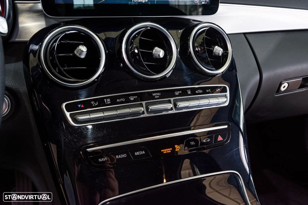 Mercedes-Benz C 300 - 30