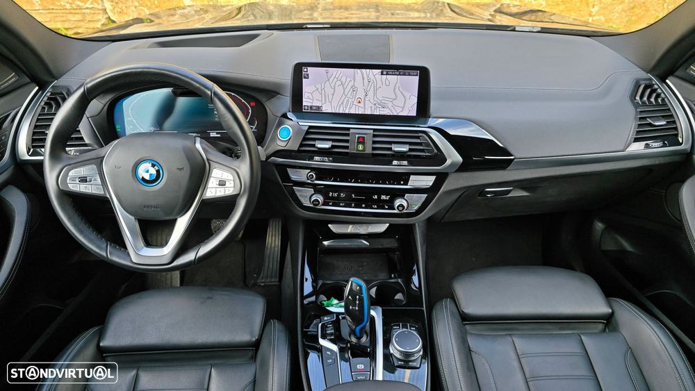 BMW iX3 Impressive - 13
