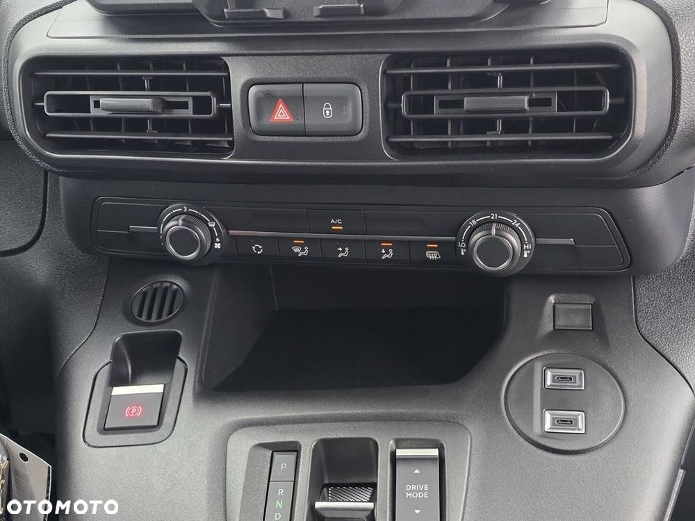 Peugeot Partner Van 1.5 BlueHDi L2 S&S EAT8 - 14