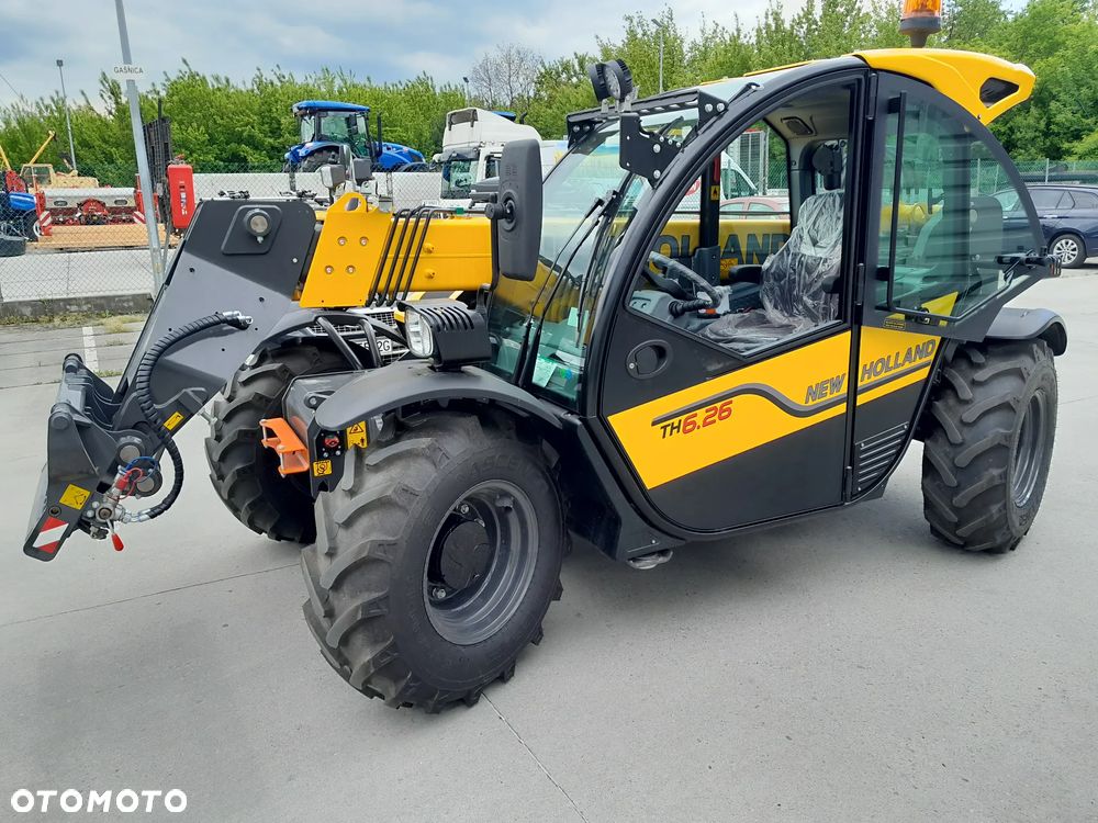New Holland TH 6.26 - 10