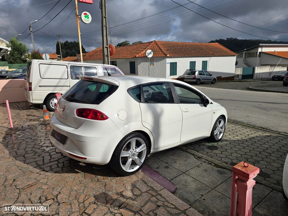 SEAT Leon 1.6 TDI Sport - 4