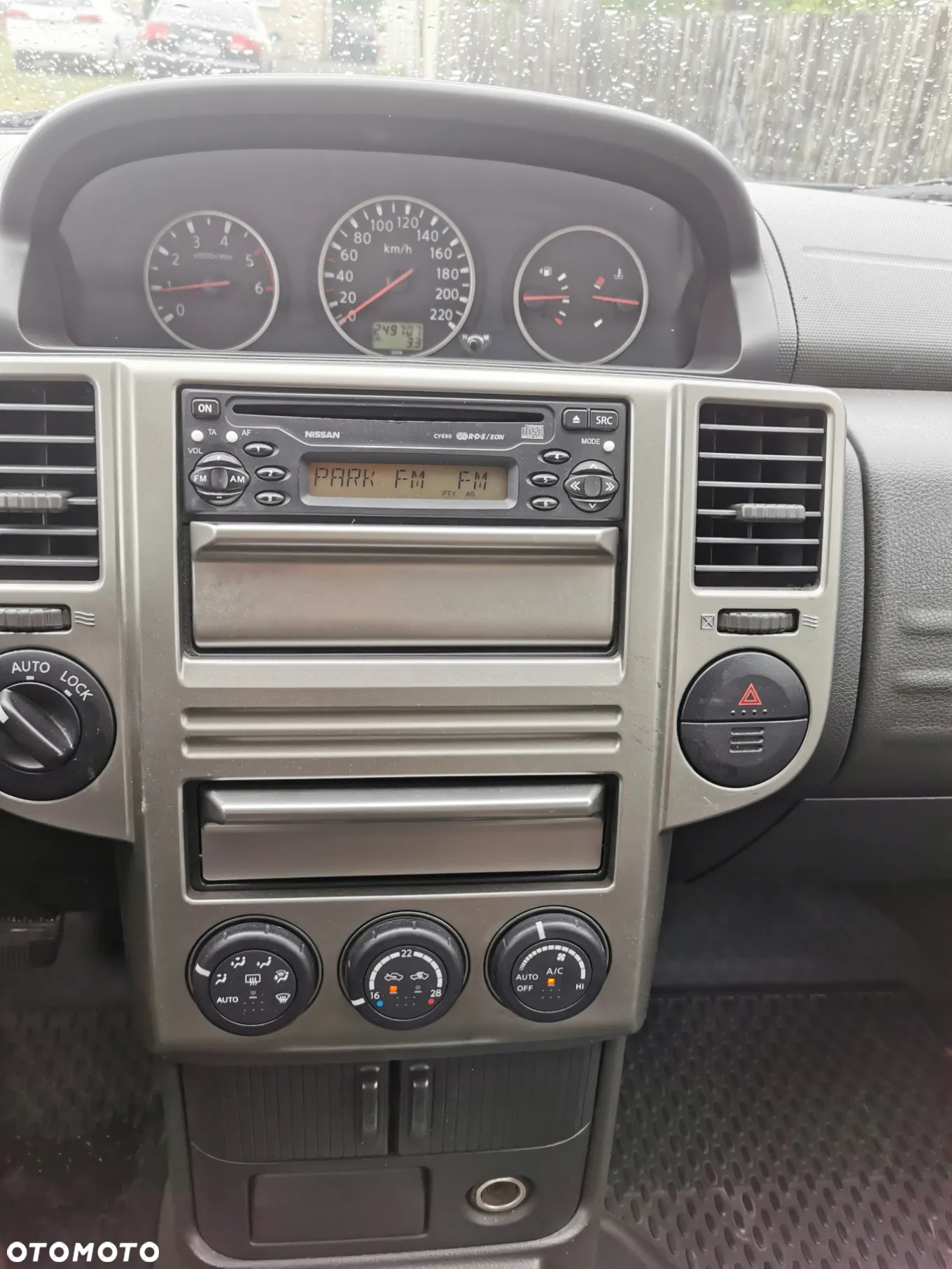 Nissan X-Trail 2.2 dCi Elegance - 16