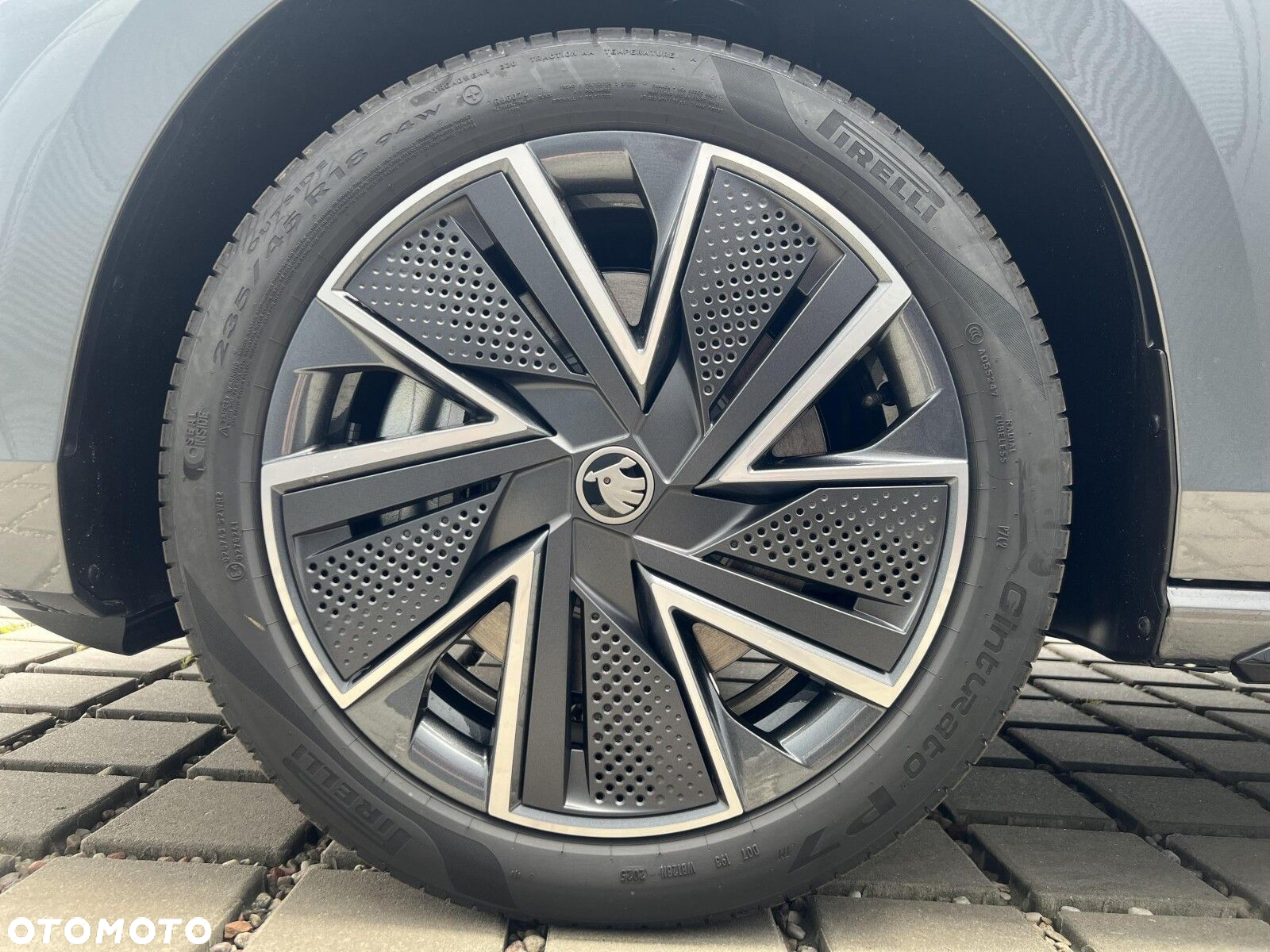 Skoda Superb 2.0 TDI SCR 4x4 Sportline DSG - 11