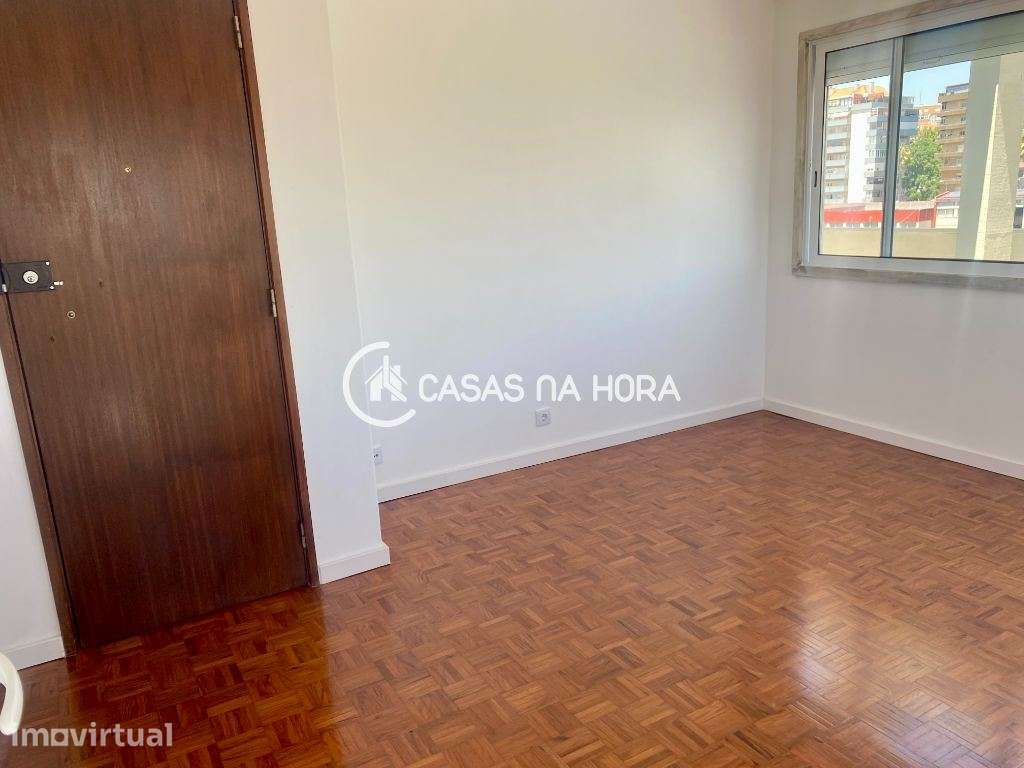 Atelier T0 em Almada - Grande imagem: 4/15