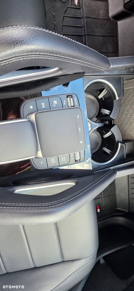 Mercedes-Benz GLE - 31