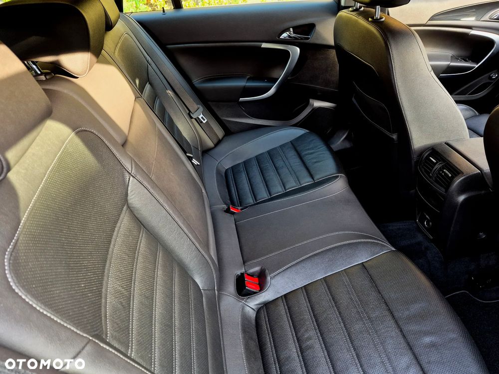 Opel Insignia - 14