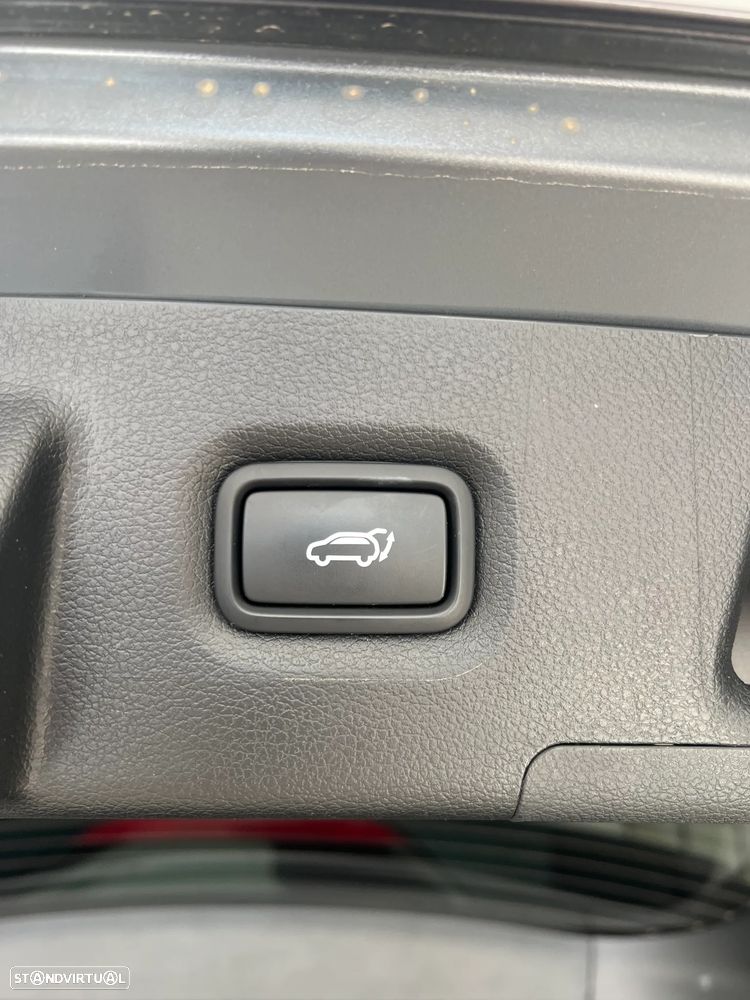 Hyundai Santa Fe 1.6 T-GDI HEV Vanguard+Luxury Pack - 16