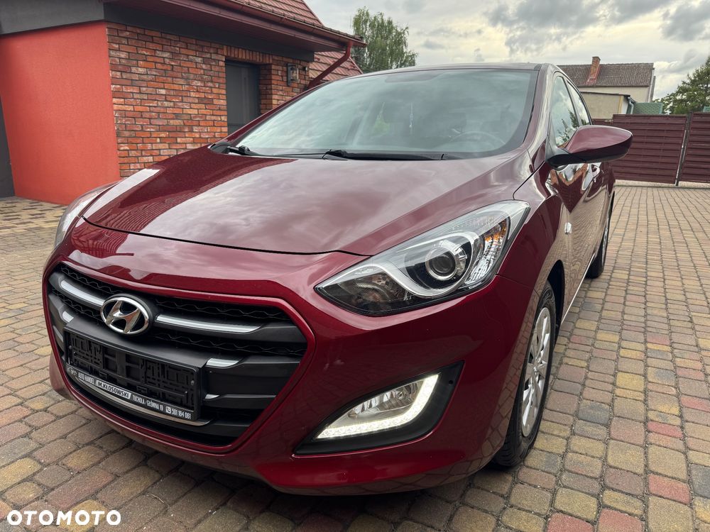 Hyundai i30 blue 1.4 Trend