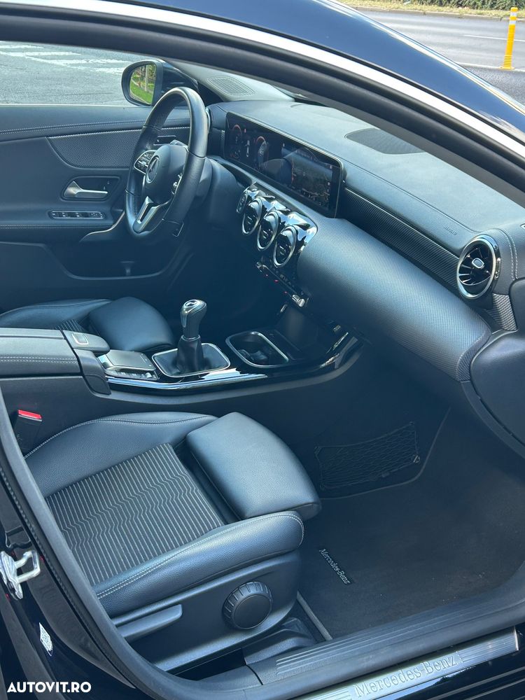 Mercedes-Benz CLA 180 - 11