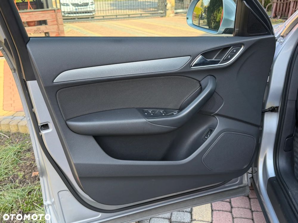 Audi Q3 2.0 TFSI Quattro S tronic sport - 28