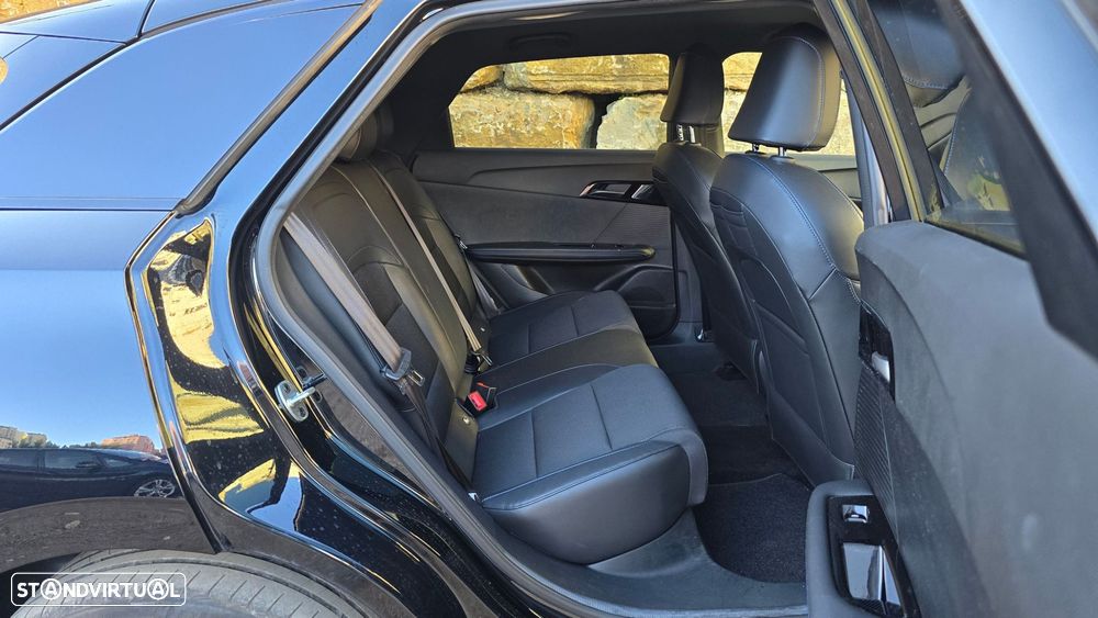 MG MG4 64 kWh Luxury - 53