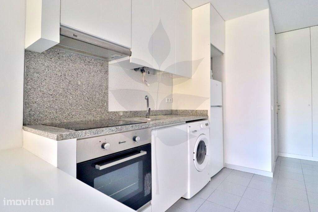 Apartamento T0 para arrendamento em São Victor - Grande imagem: 2/20
