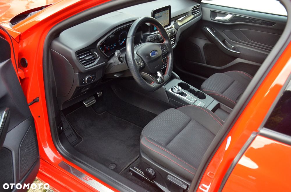 Ford Focus SW 2.0 TDCi ST-Line Black ASS PowerShift - 17