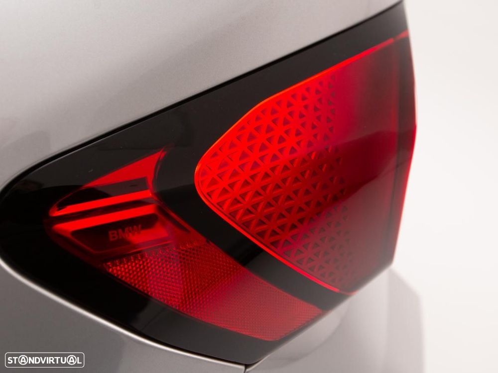 BMW X1 25 e xDrive Pack M - 16