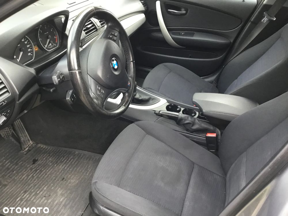 BMW Seria 1 - 11