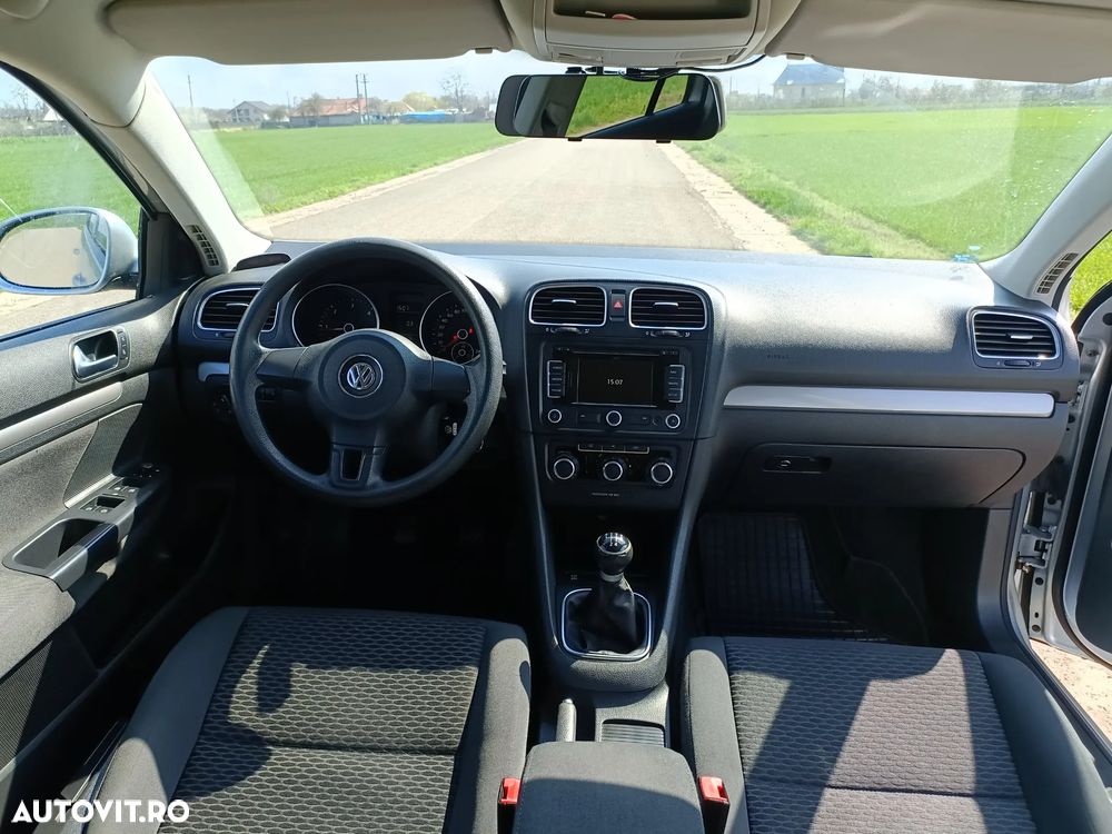 Volkswagen Golf 1.6 TDI DPF Comfortline - 12